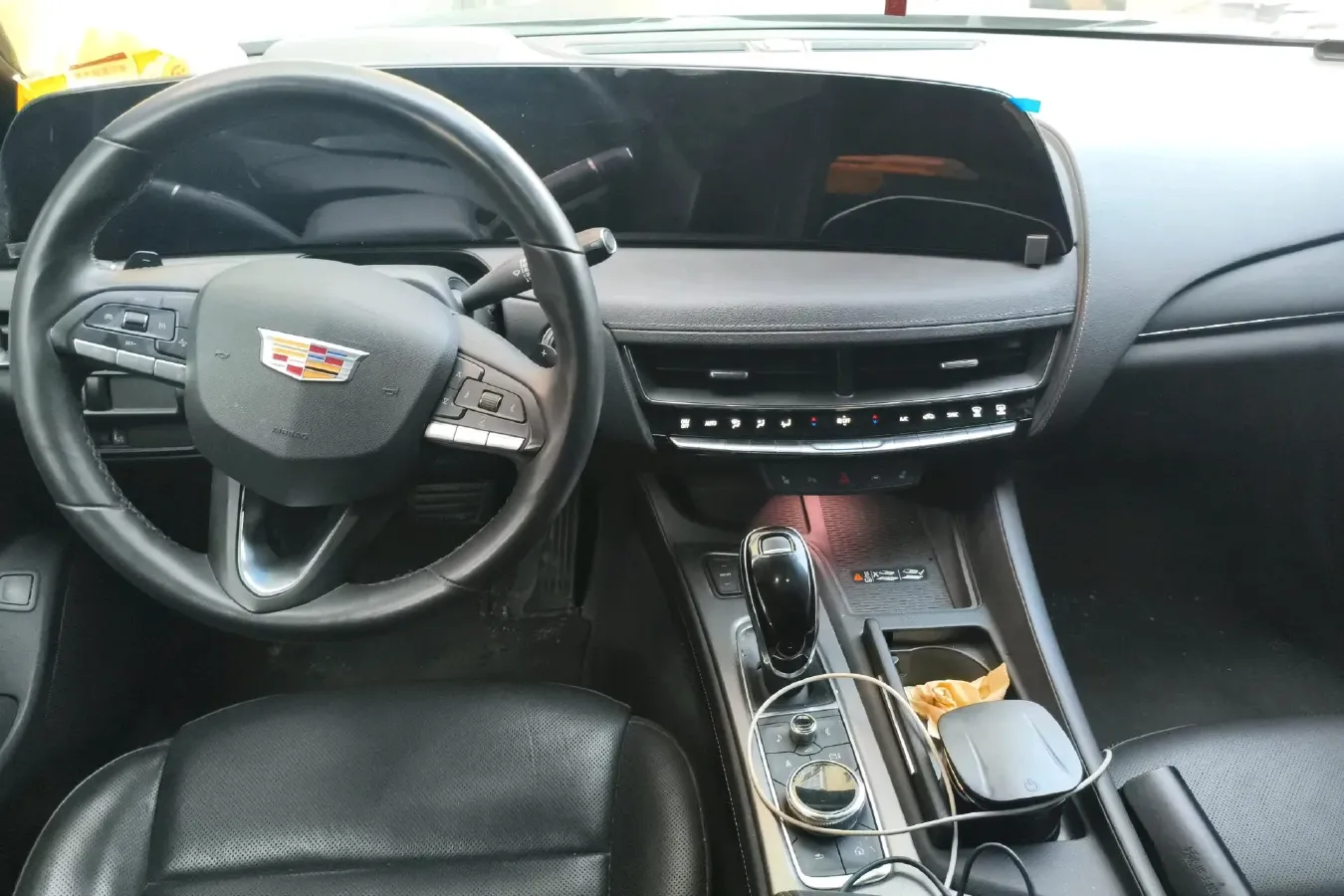 2024 Cadillac CT5 2.0T 237HP L4 10AT,autocango,china used car exporter,china ev exporter,chinese used car exporter,chinese used ev exporter