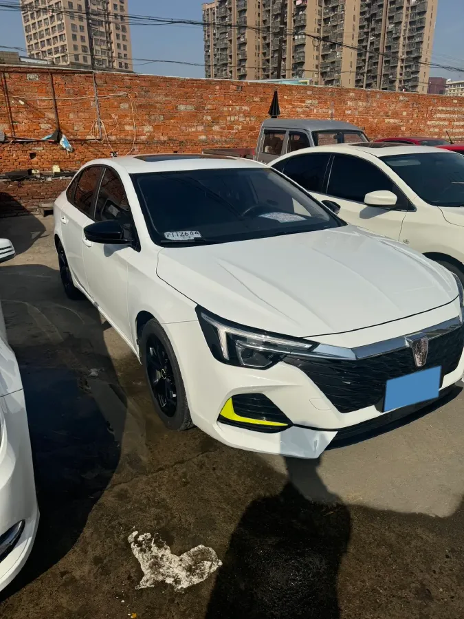 2020 Roewe i6 MAX 1.5T 173HP L4 7DCT,autocango,china used car exporter,china ev exporter,chinese used car exporter,chinese used ev exporter
