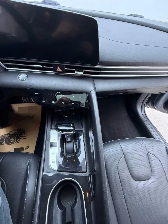 2022 Hyundai Elantra 1.5L 115HP L4 CVT,autocango,china used car exporter,china ev exporter,chinese used car exporter,chinese used ev exporter