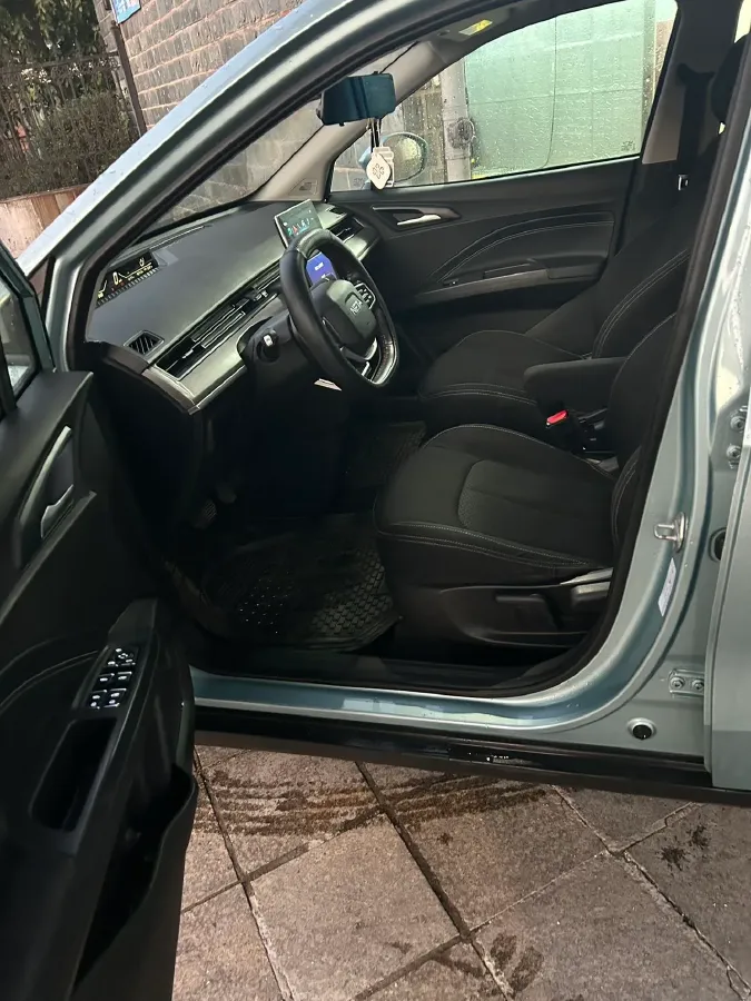 2022 Leapmotor T03 BEV 41KWH,autocango,china used car exporter,china ev exporter,chinese used car exporter,chinese used ev exporter