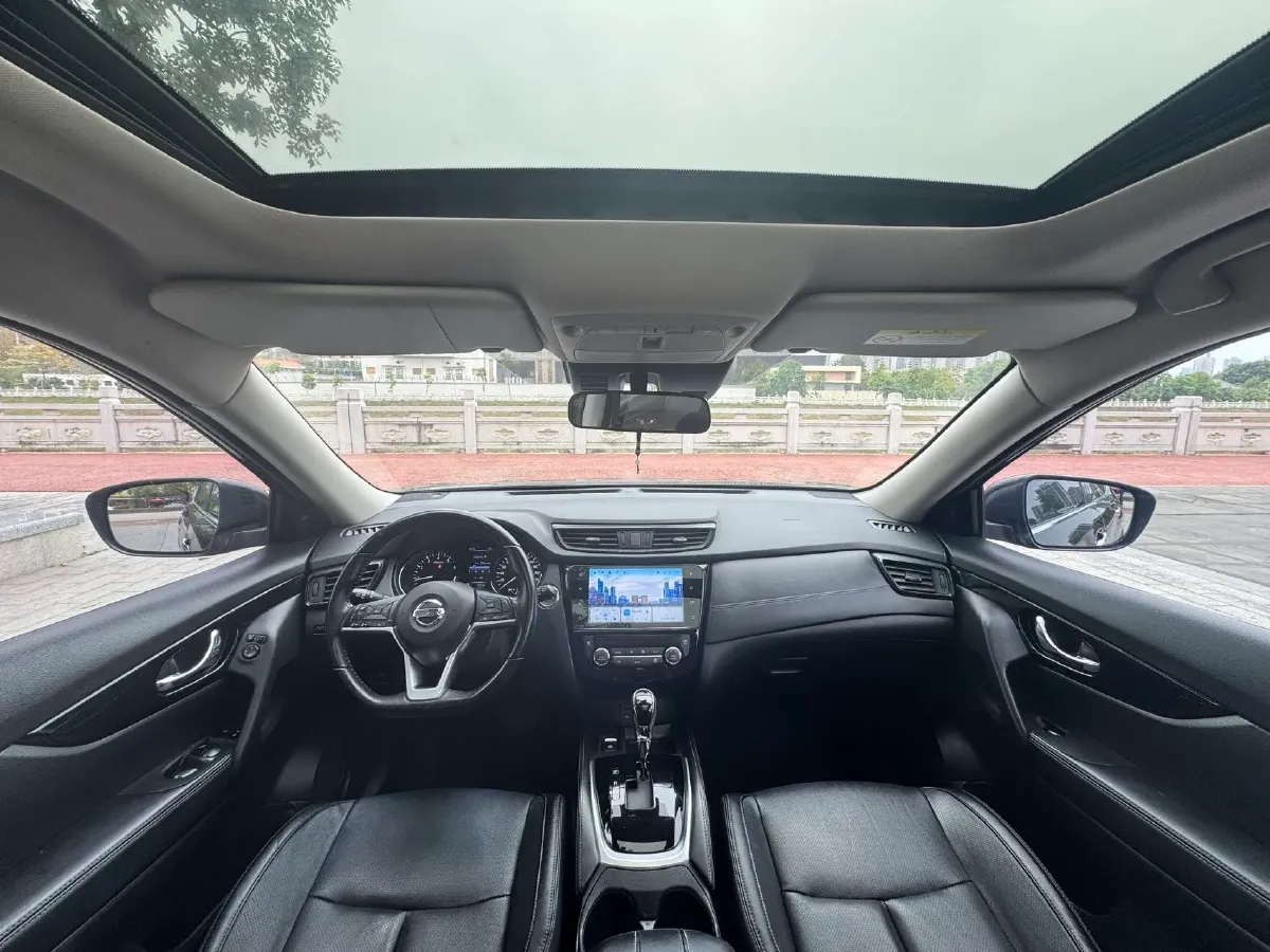 2021 Nissan X-Trail 2.0L 151HP L4 CVT,autocango,china used car exporter,china ev exporter,chinese used car exporter,chinese used ev exporter