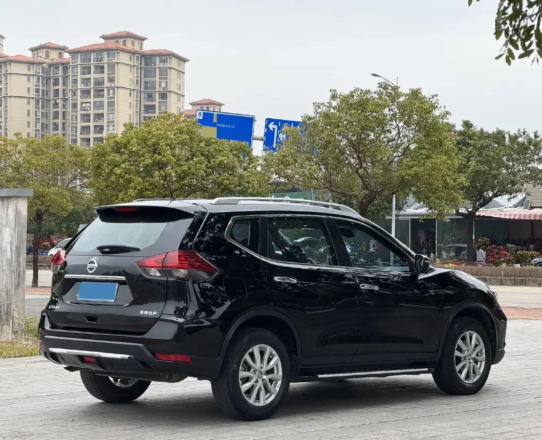 2021 Nissan X-Trail 2.0L 151HP L4 CVT,autocango,china used car exporter,china ev exporter,chinese used car exporter,chinese used ev exporter