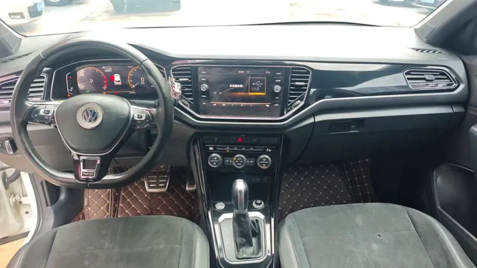 2018 Ford Kuga 1.5T 181HP L4 6AT,autocango,china used car exporter,china ev exporter,chinese used car exporter,chinese used ev exporter