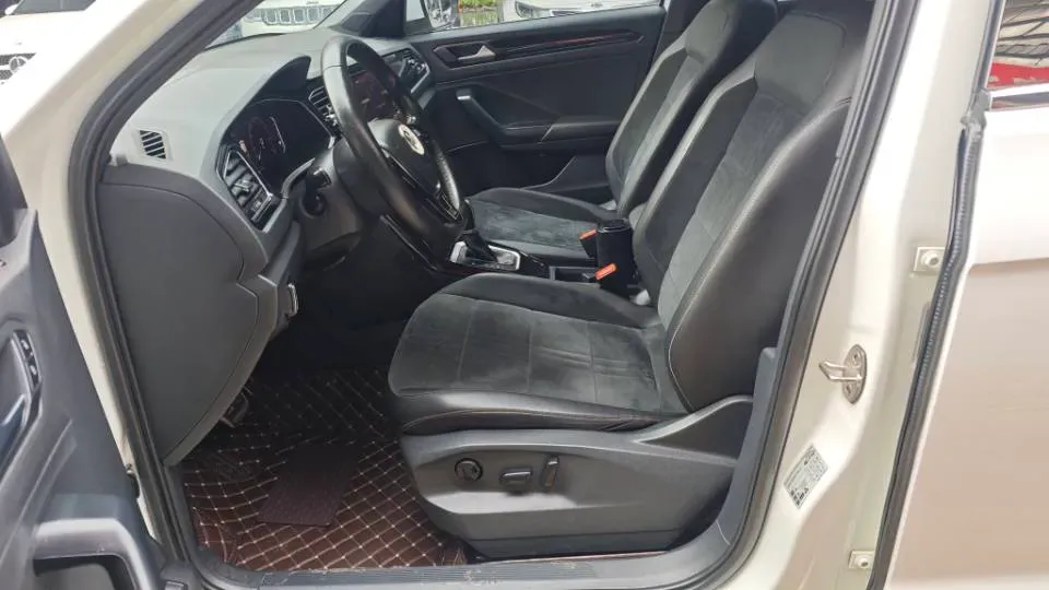 2018 Ford Kuga 1.5T 181HP L4 6AT,autocango,china used car exporter,china ev exporter,chinese used car exporter,chinese used ev exporter