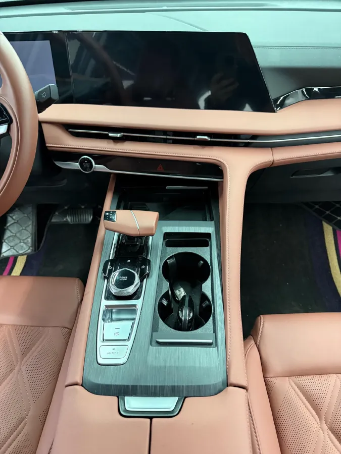 2022 ChangAn CS75 Plus 1.5T 188HP L4 8AT,autocango,china used car exporter,china ev exporter,chinese used car exporter,chinese used ev exporter