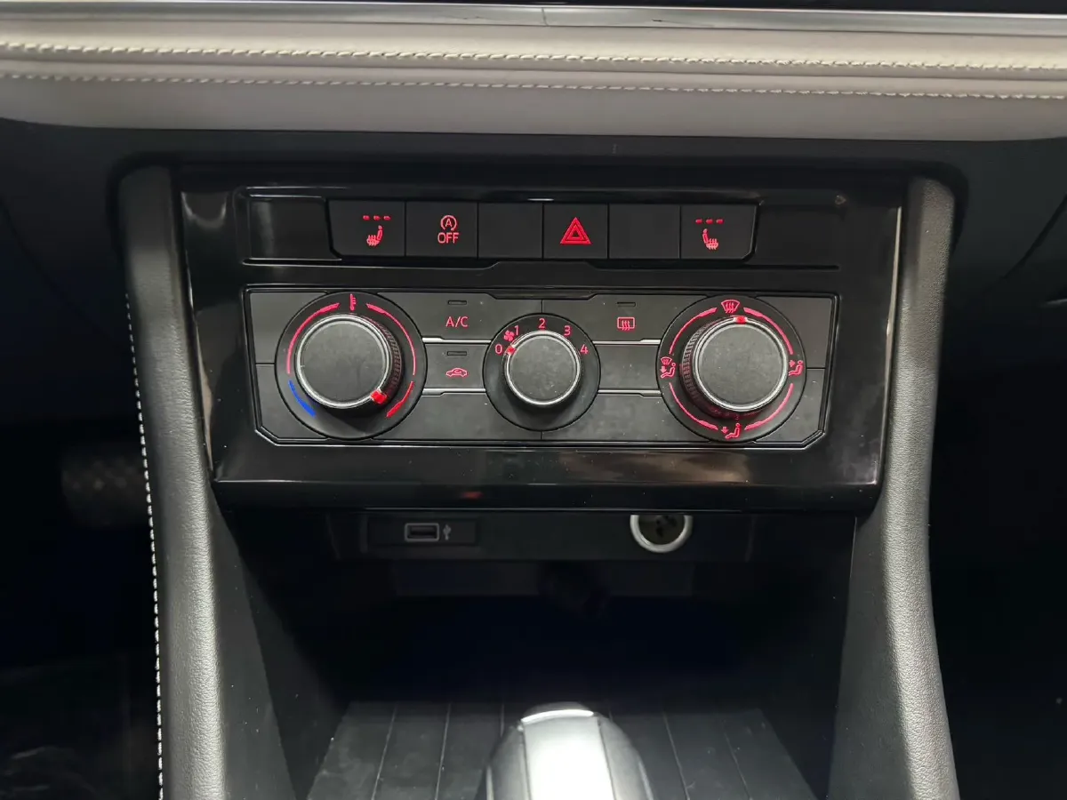 2022 Jetta VS5 1.4T 150HP L4 6AT,autocango,china used car exporter,china ev exporter,chinese used car exporter,chinese used ev exporter