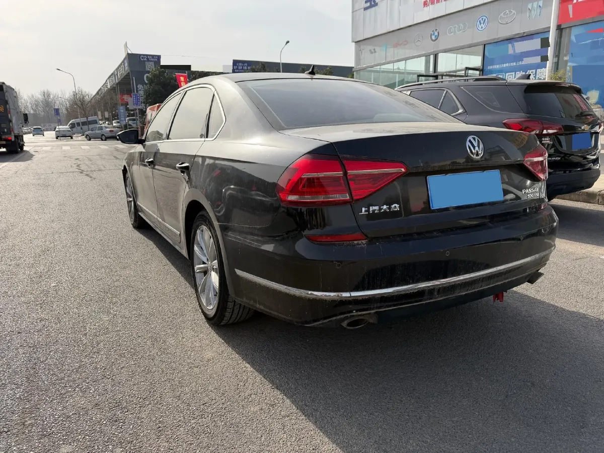 2017 Volkswagen Passat 1.8T 180HP L4 7DCT,autocango,china used car exporter,china ev exporter,chinese used car exporter,chinese used ev exporter