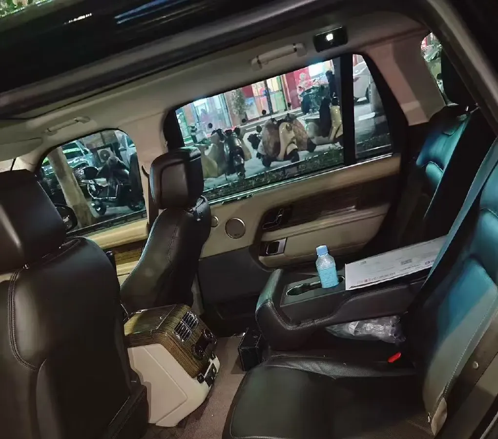 2018 Land Rover Range Rover 3.0T 381HP V6 8AT,autocango,china used car exporter,china ev exporter,chinese used car exporter,chinese used ev exporter