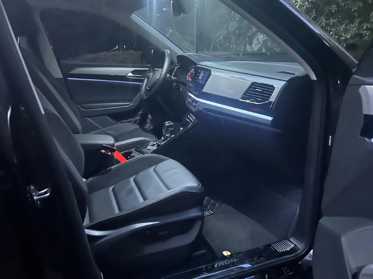 2020 Volkswagen Tayron 2.0T 186HP L4 7DCT,autocango,china used car exporter,china ev exporter,chinese used car exporter,chinese used ev exporter