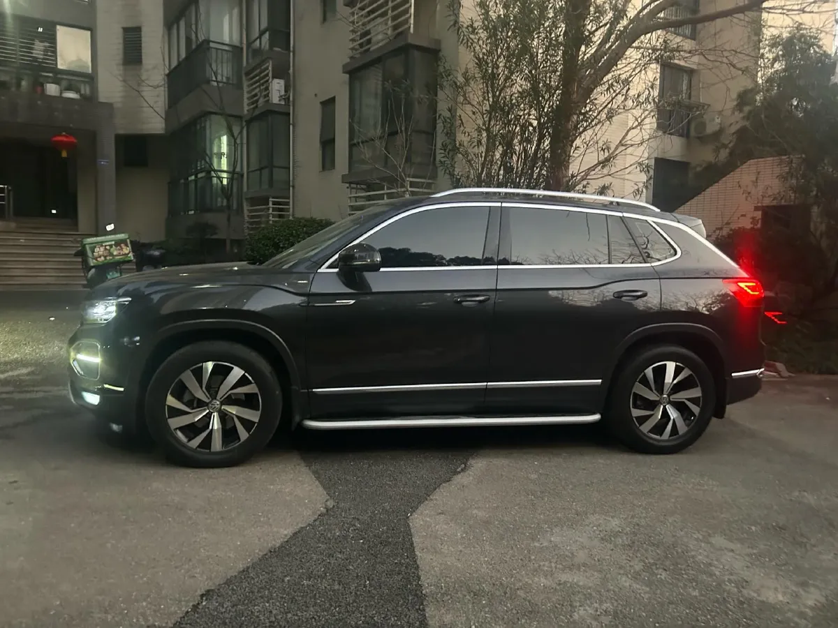 2020 Volkswagen Tayron 2.0T 186HP L4 7DCT,autocango,china used car exporter,china ev exporter,chinese used car exporter,chinese used ev exporter