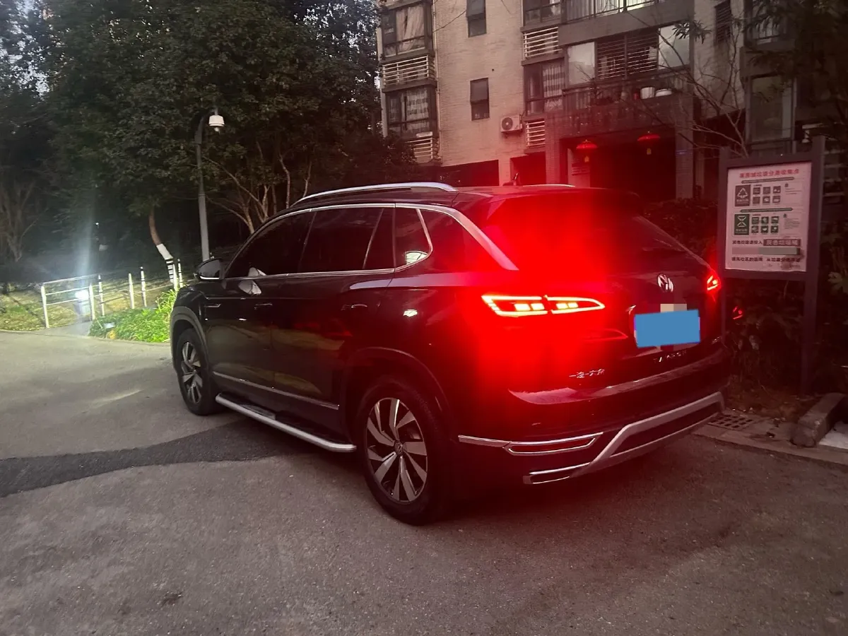 2020 Volkswagen Tayron 2.0T 186HP L4 7DCT,autocango,china used car exporter,china ev exporter,chinese used car exporter,chinese used ev exporter