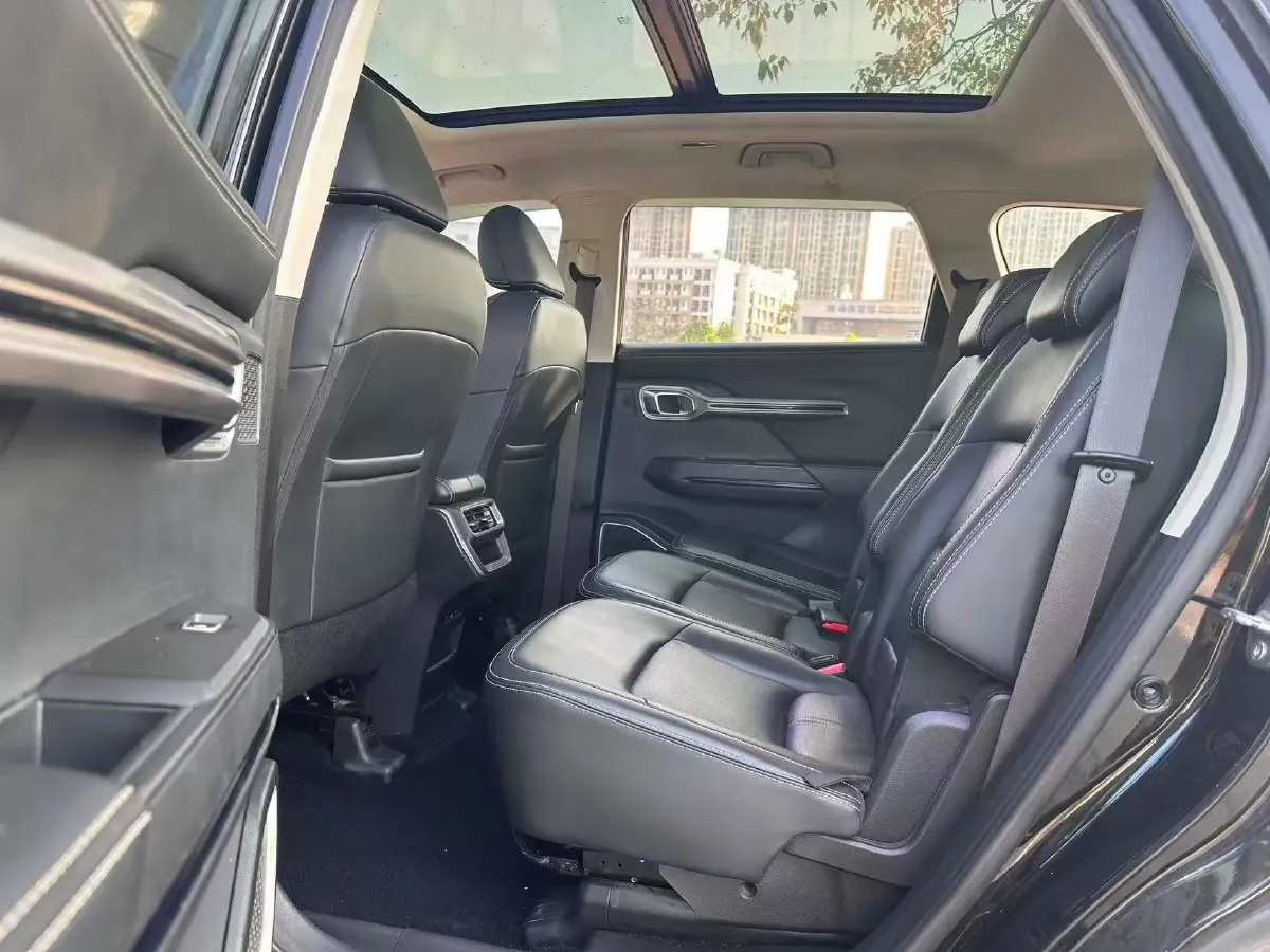 2020 Geely Okavango 1.8T 184HP L4 7DCT,autocango,china used car exporter,china ev exporter,chinese used car exporter,chinese used ev exporter