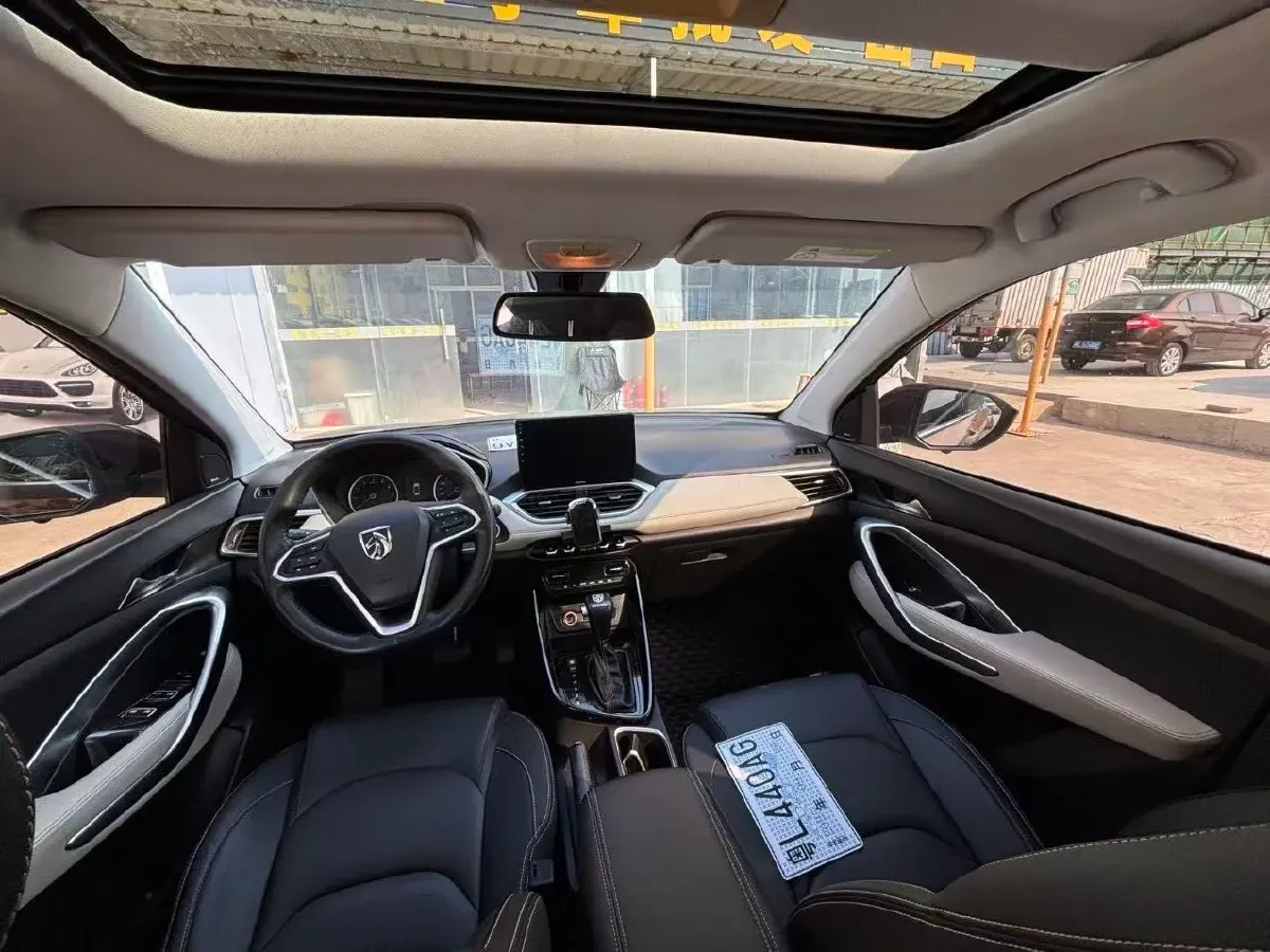 2019 BaoJun 530 1.5T 151HP L4 CVT,autocango,china used car exporter,china ev exporter,chinese used car exporter,chinese used ev exporter