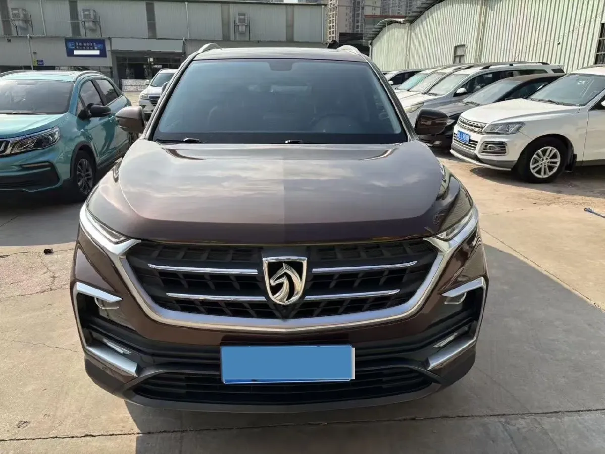 2019 BaoJun 530 1.5T 151HP L4 CVT,autocango,china used car exporter,china ev exporter,chinese used car exporter,chinese used ev exporter