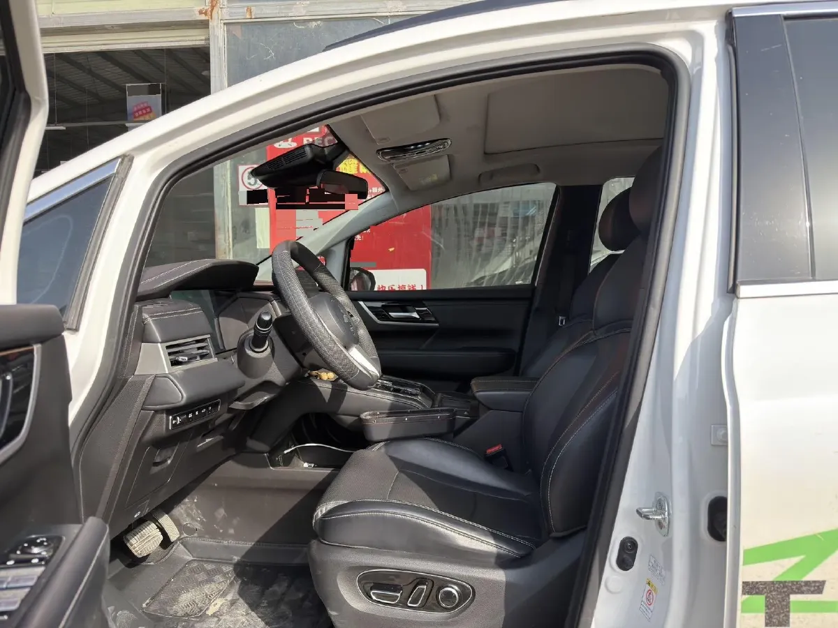 2022 Mitsubishi Airtrek BEV 69.9KWH,autocango,china used car exporter,china ev exporter,chinese used car exporter,chinese used ev exporter