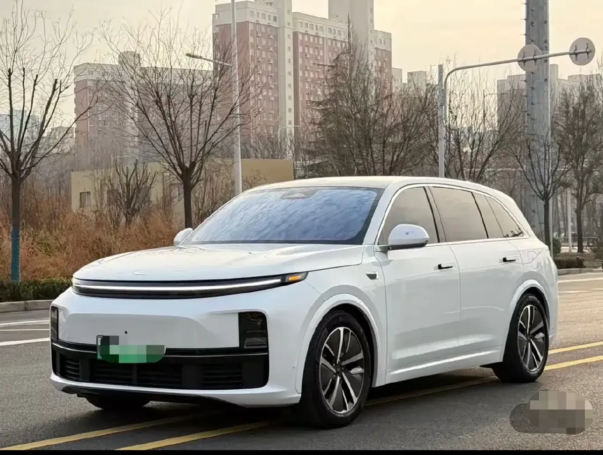 2024 Li L6 Range Extended 154HP L4 REEV 36.8KWH,autocango,china used car exporter,china ev exporter,chinese used car exporter,chinese used ev exporter