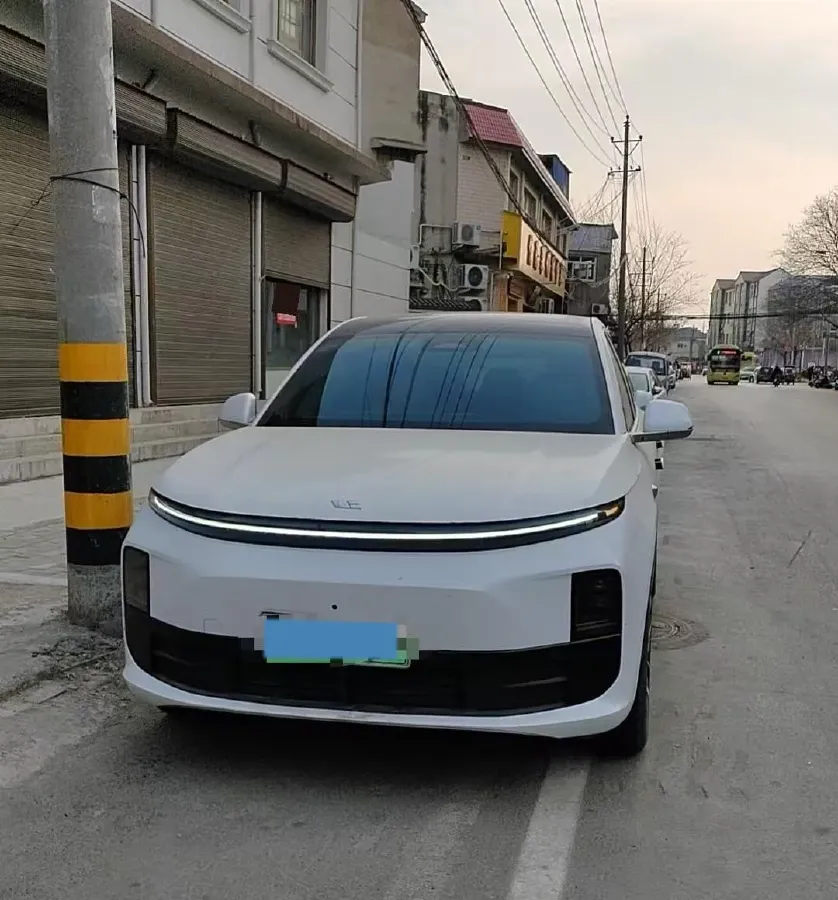 2024 Li L6 Range Extended 154HP L4 REEV 36.8KWH,autocango,china used car exporter,china ev exporter,chinese used car exporter,chinese used ev exporter