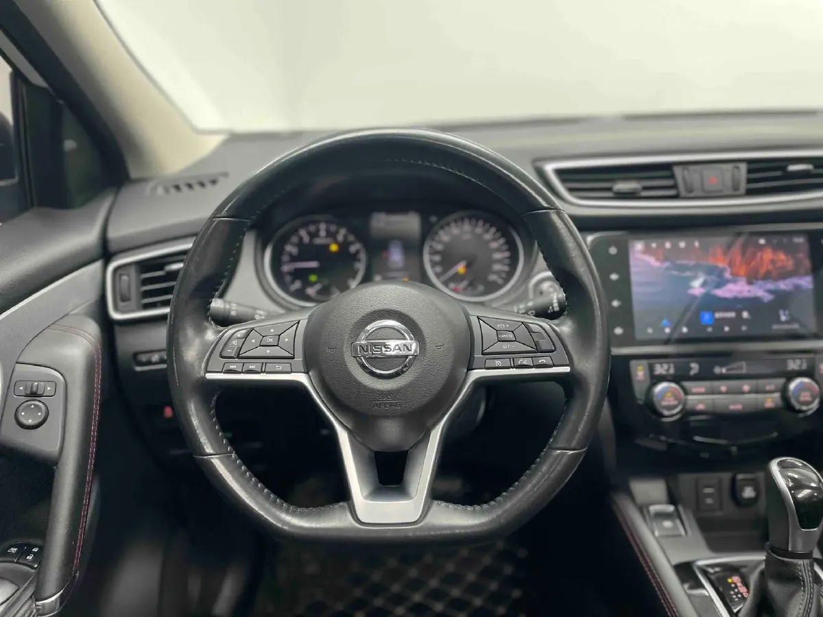 2022 Nissan Qashqai 2.0L 151HP L4 CVT,autocango,china used car exporter,china ev exporter,chinese used car exporter,chinese used ev exporter