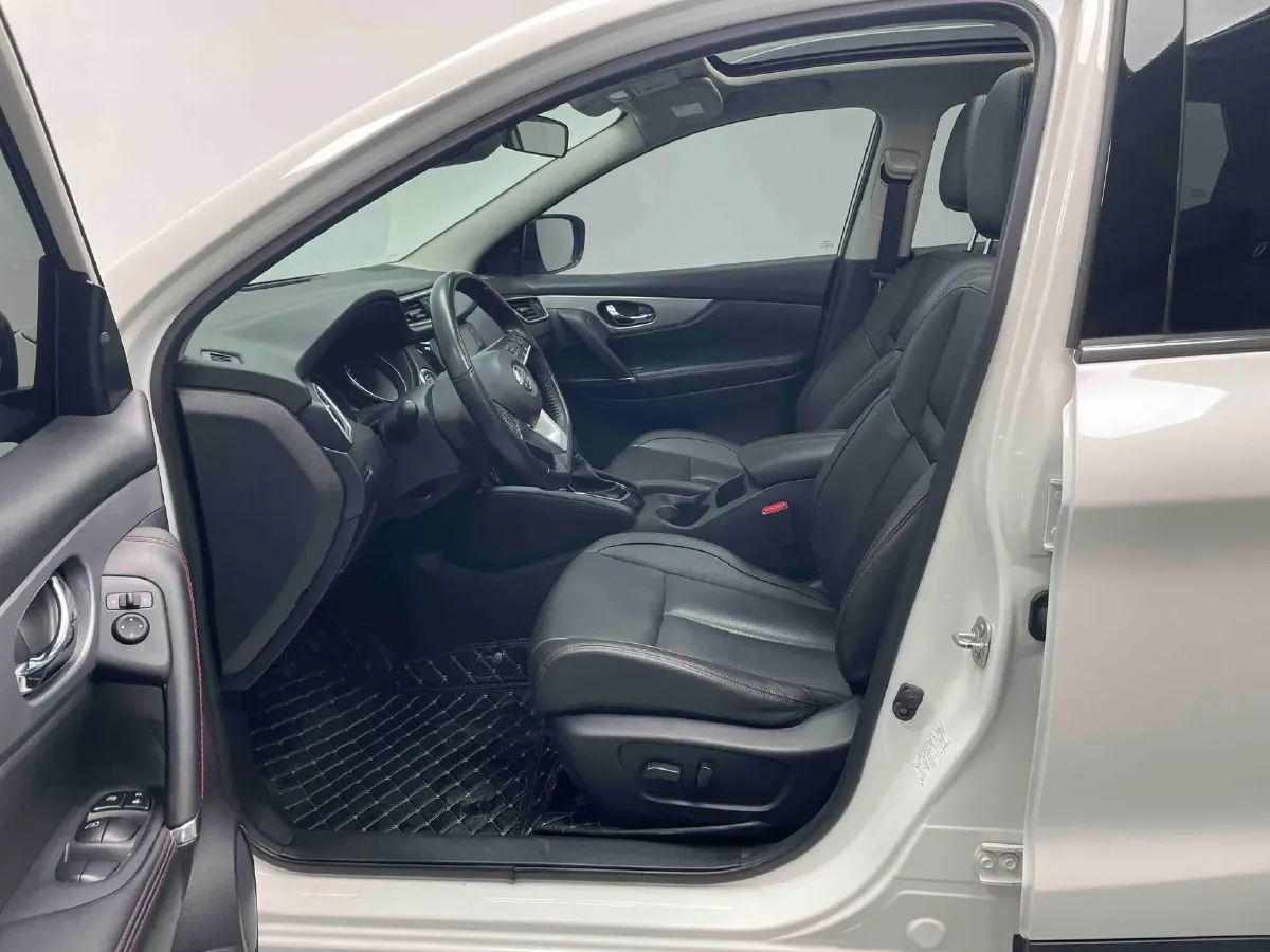 2022 Nissan Qashqai 2.0L 151HP L4 CVT,autocango,china used car exporter,china ev exporter,chinese used car exporter,chinese used ev exporter