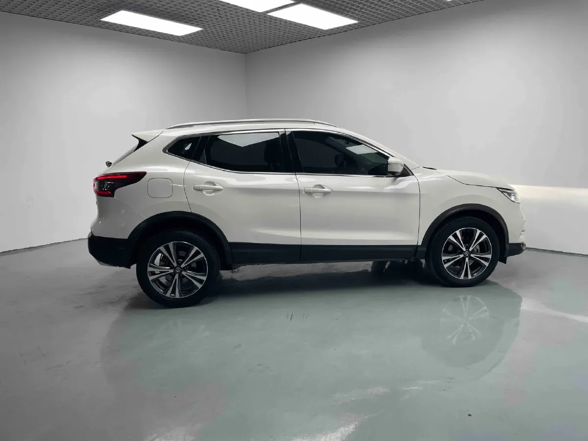 2022 Nissan Qashqai 2.0L 151HP L4 CVT,autocango,china used car exporter,china ev exporter,chinese used car exporter,chinese used ev exporter