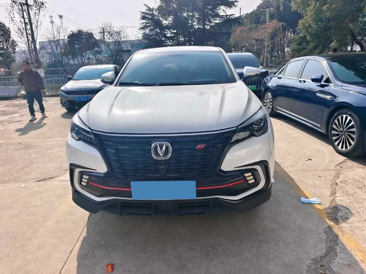2021 ChangAn CS85 Coupe 1.5T 178HP L4 7DCT,autocango,china used car exporter,china ev exporter,chinese used car exporter,chinese used ev exporter