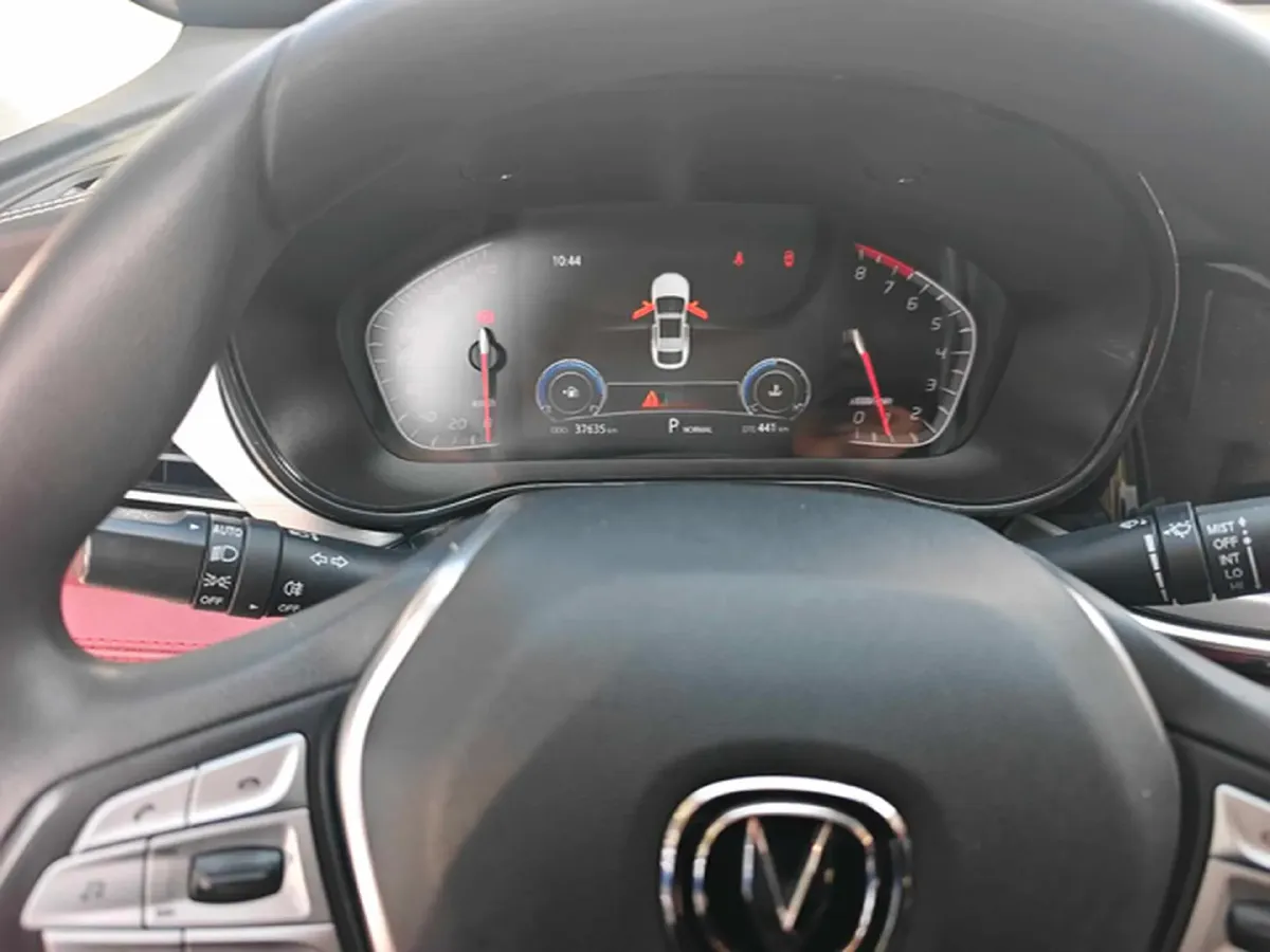 2021 ChangAn CS85 Coupe 1.5T 178HP L4 7DCT,autocango,china used car exporter,china ev exporter,chinese used car exporter,chinese used ev exporter