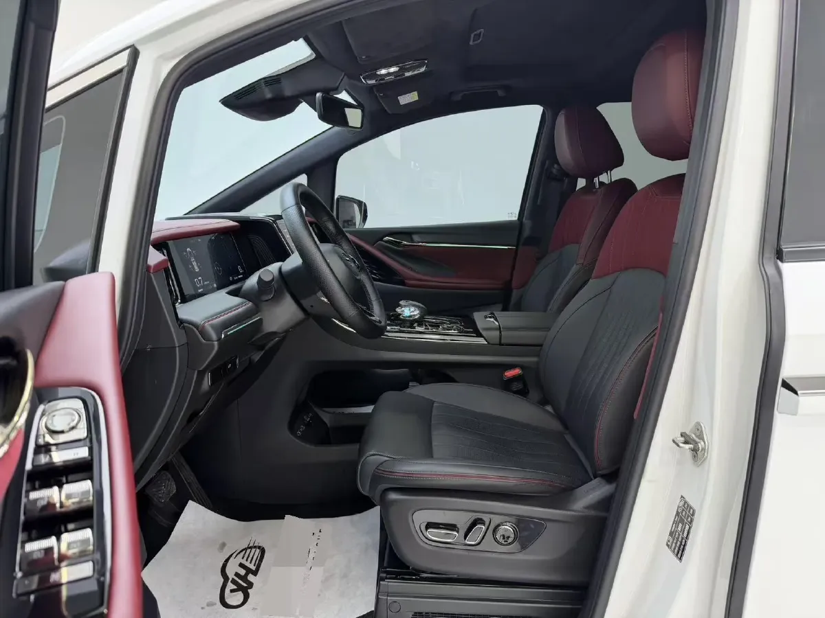 2023 GAC Trumpchi M8 2.0T 252HP L4 8AT,autocango,china used car exporter,china ev exporter,chinese used car exporter,chinese used ev exporter