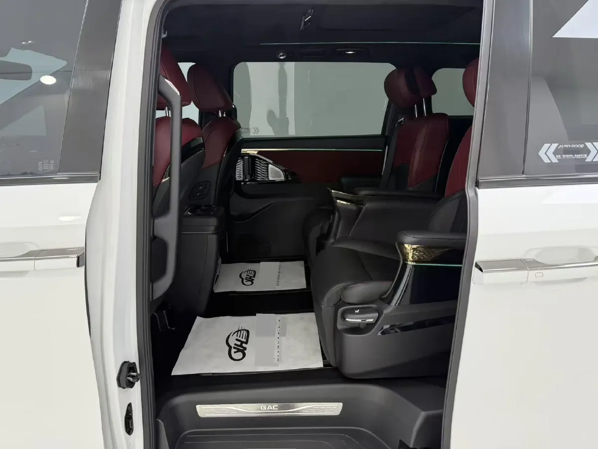 2023 GAC Trumpchi M8 2.0T 252HP L4 8AT,autocango,china used car exporter,china ev exporter,chinese used car exporter,chinese used ev exporter