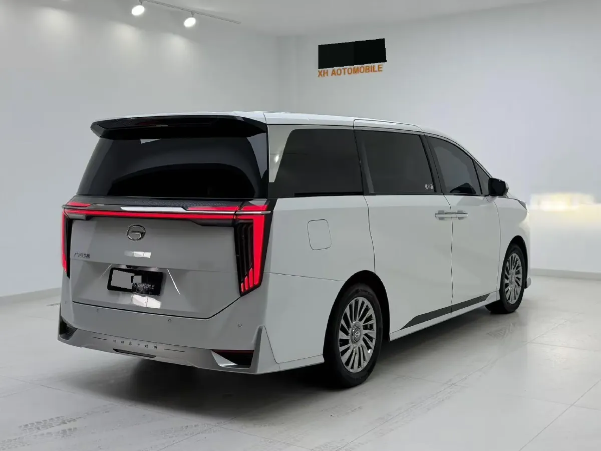 2023 GAC Trumpchi M8 2.0T 252HP L4 8AT,autocango,china used car exporter,china ev exporter,chinese used car exporter,chinese used ev exporter