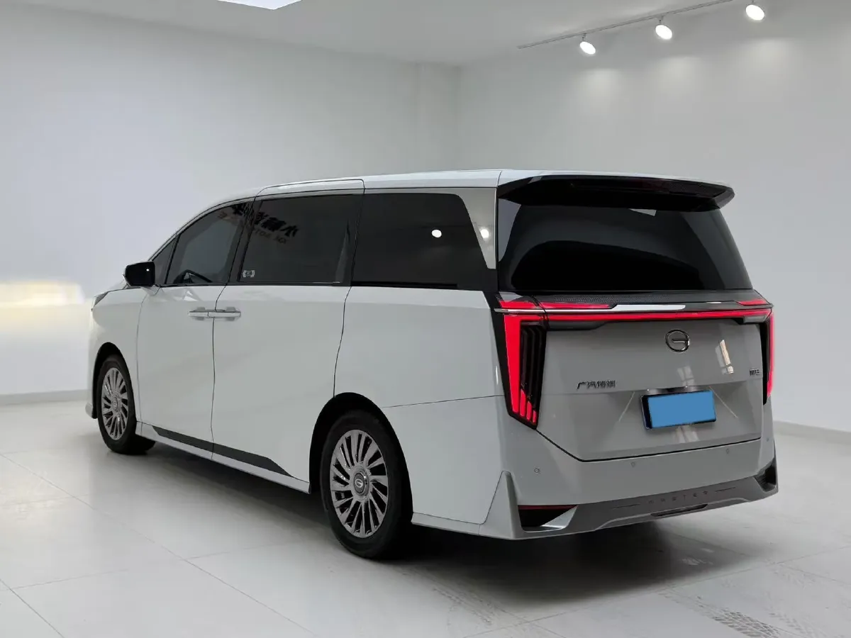 2023 GAC Trumpchi M8 2.0T 252HP L4 8AT,autocango,china used car exporter,china ev exporter,chinese used car exporter,chinese used ev exporter