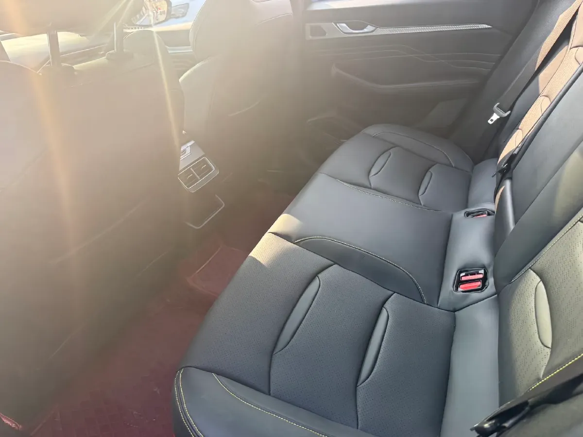 2023 Geely Preface 1.5T 181HP L4 7DCT,autocango,china used car exporter,china ev exporter,chinese used car exporter,chinese used ev exporter