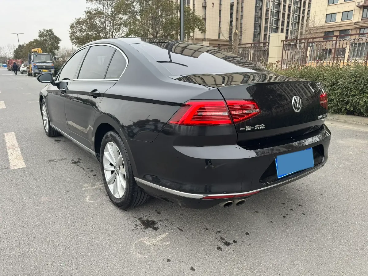 2018 Volkswagen Magotan 1.8T 180HP L4 7DCT,autocango,china used car exporter,china ev exporter,chinese used car exporter,chinese used ev exporter
