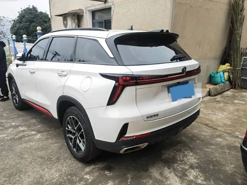 2022 ChangAn CS75 Plus 1.5T 178HP L4 6AT,autocango,china used car exporter,china ev exporter,chinese used car exporter,chinese used ev exporter