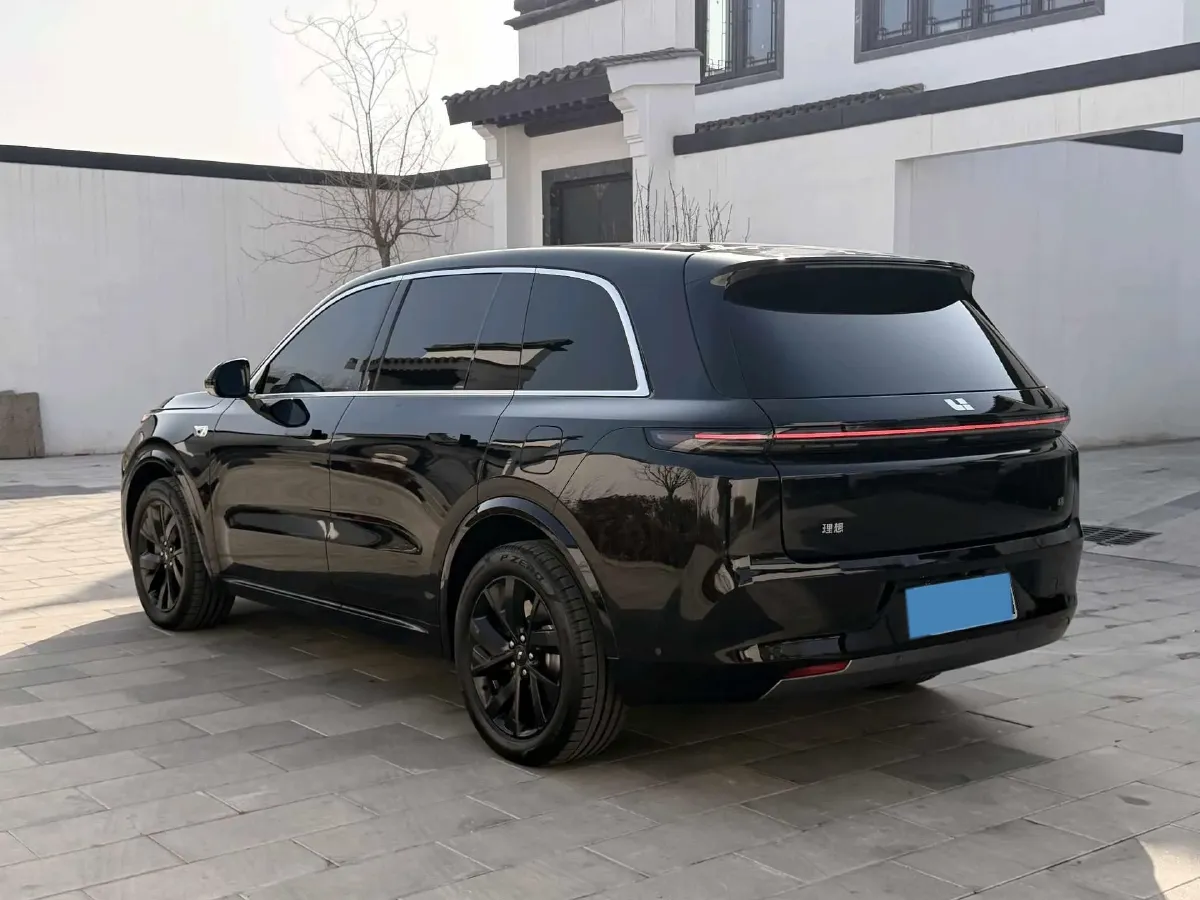 2023 Li L7 Range Extended 154HP REEV 40.9KWH,autocango,china used car exporter,china ev exporter,chinese used car exporter,chinese used ev exporter