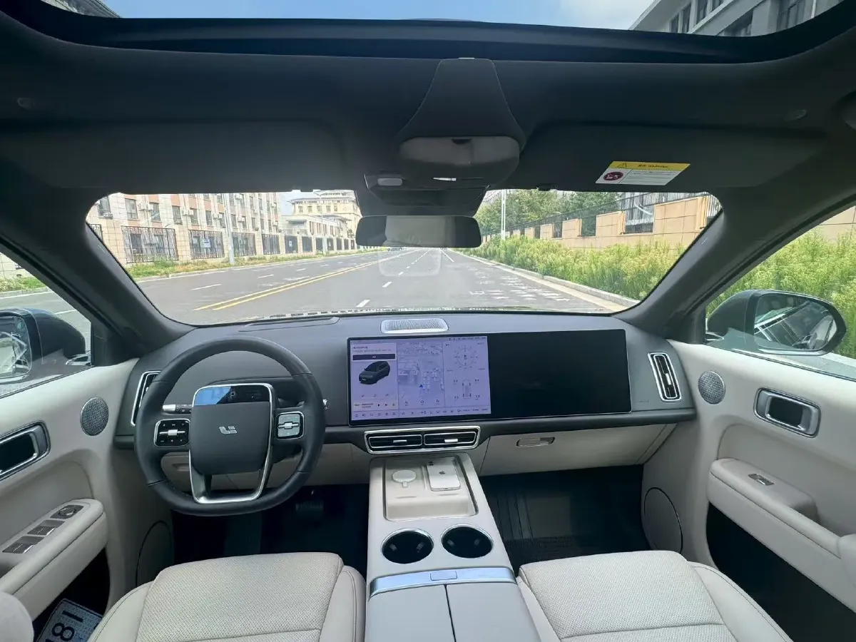 2022 Li L9 Range Extended 154HP REEV 42.6KWH,autocango,china used car exporter,china ev exporter,chinese used car exporter,chinese used ev exporter