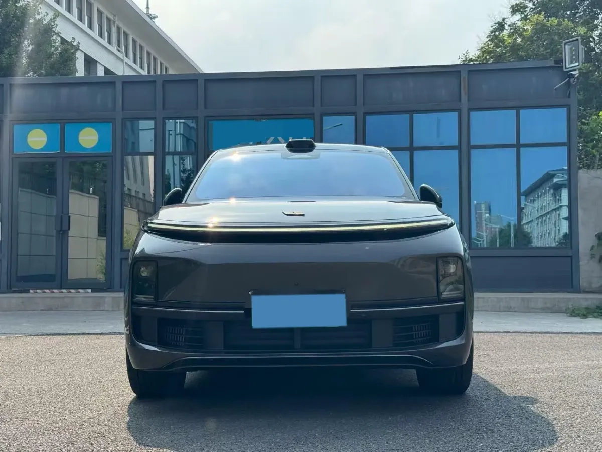 2022 Li L9 Range Extended 154HP REEV 42.6KWH,autocango,china used car exporter,china ev exporter,chinese used car exporter,chinese used ev exporter