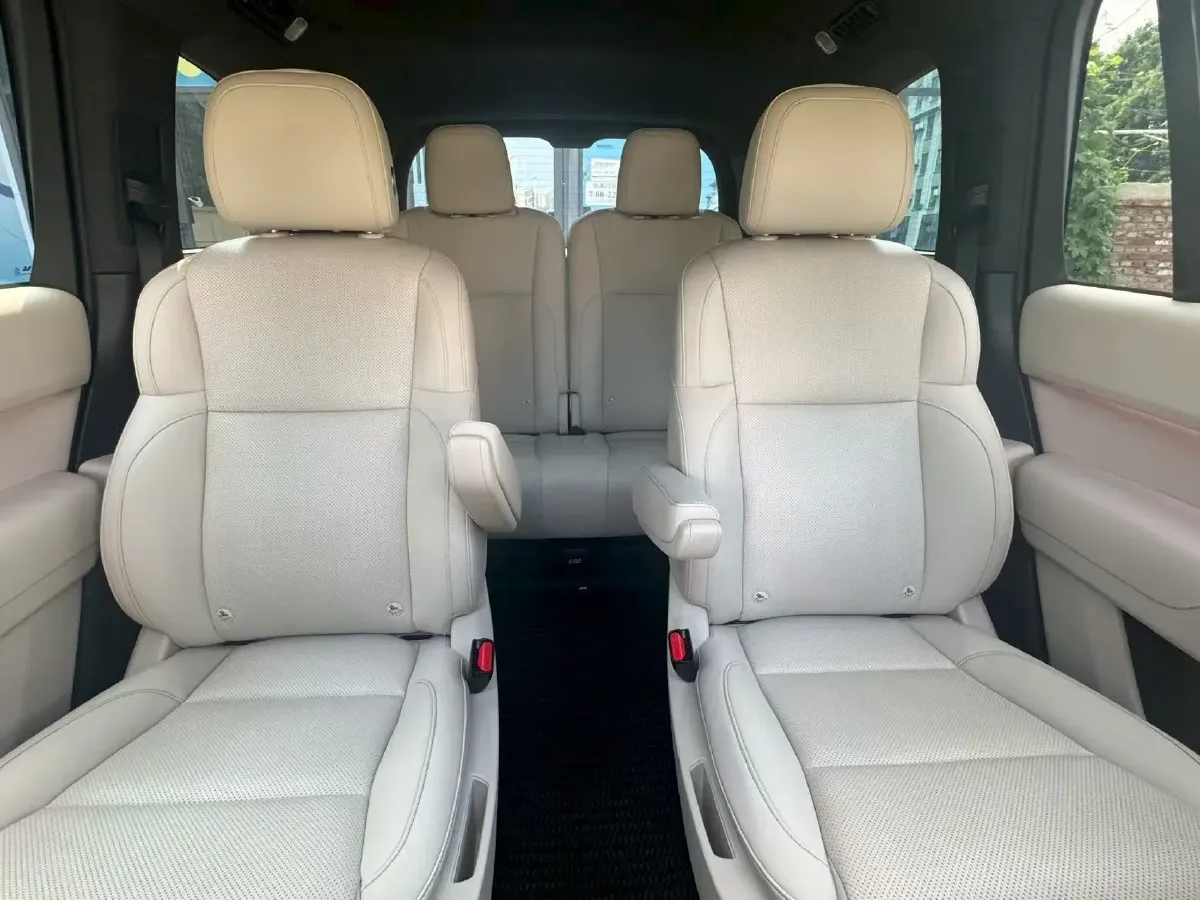 2022 Li L9 Range Extended 154HP REEV 42.6KWH,autocango,china used car exporter,china ev exporter,chinese used car exporter,chinese used ev exporter