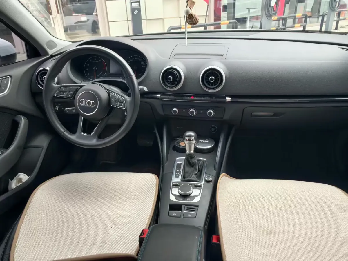 2020 Audi A3 1.4T 150HP L4 7DCT,autocango,china used car exporter,china ev exporter,chinese used car exporter,chinese used ev exporter