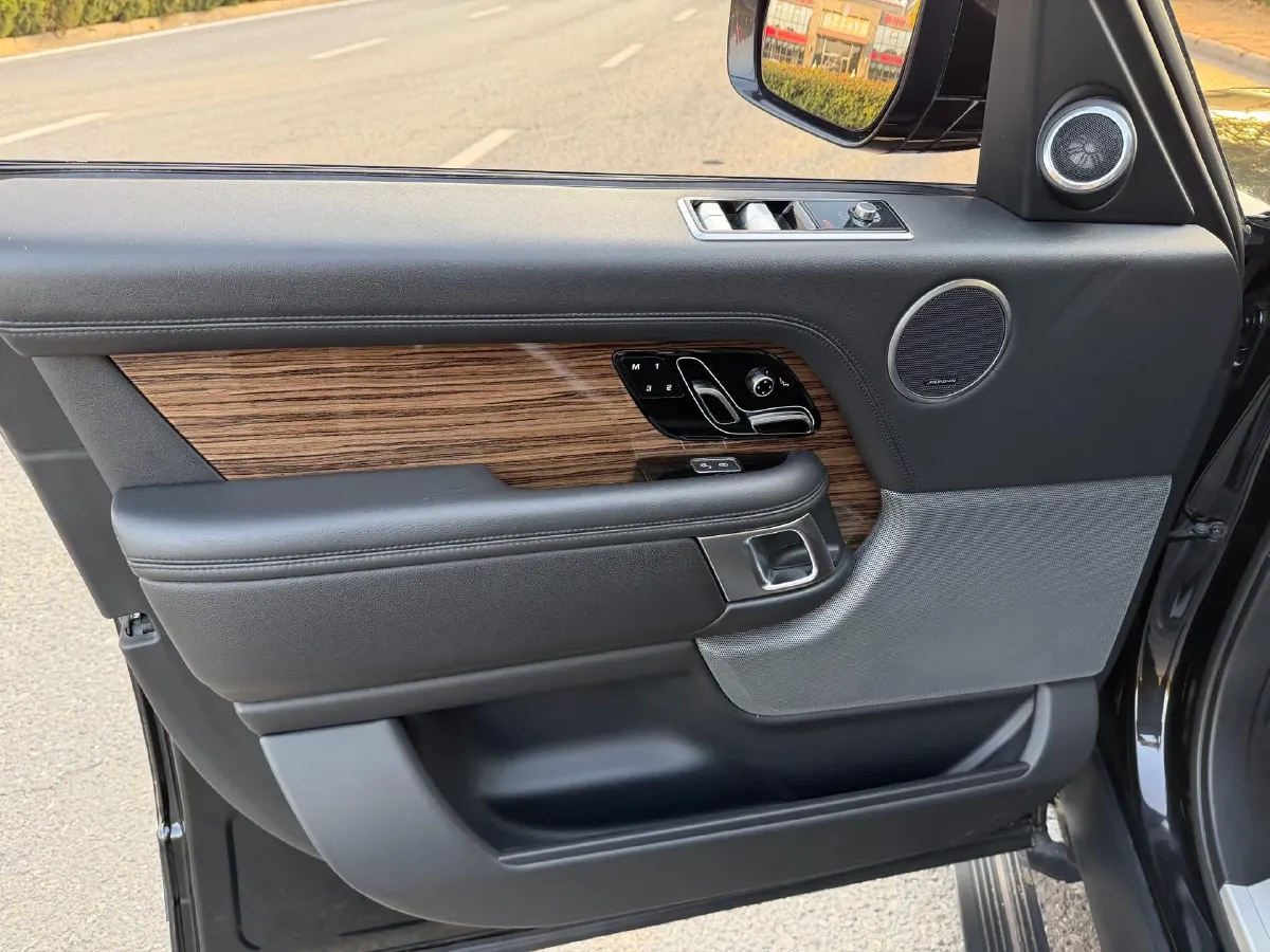 2019 BMW X7 3.0T 340HP L6 8AT,autocango,china used car exporter,china ev exporter,chinese used car exporter,chinese used ev exporter