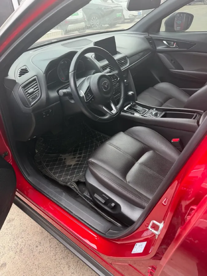 2021 Mazda CX-4 2.5L 192HP L4 6AT,autocango,china used car exporter,china ev exporter,chinese used car exporter,chinese used ev exporter