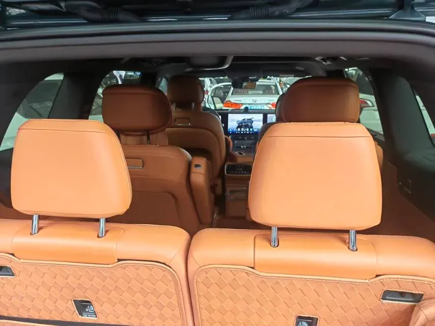 2024 AITO AITO M9 1.5T 152HP L4 REEV 42KWH,autocango,china used car exporter,china ev exporter,chinese used car exporter,chinese used ev exporter