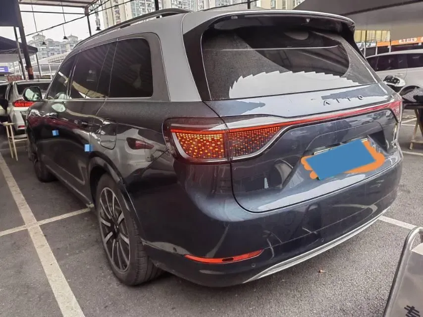 2024 AITO AITO M9 1.5T 152HP L4 REEV 42KWH,autocango,china used car exporter,china ev exporter,chinese used car exporter,chinese used ev exporter