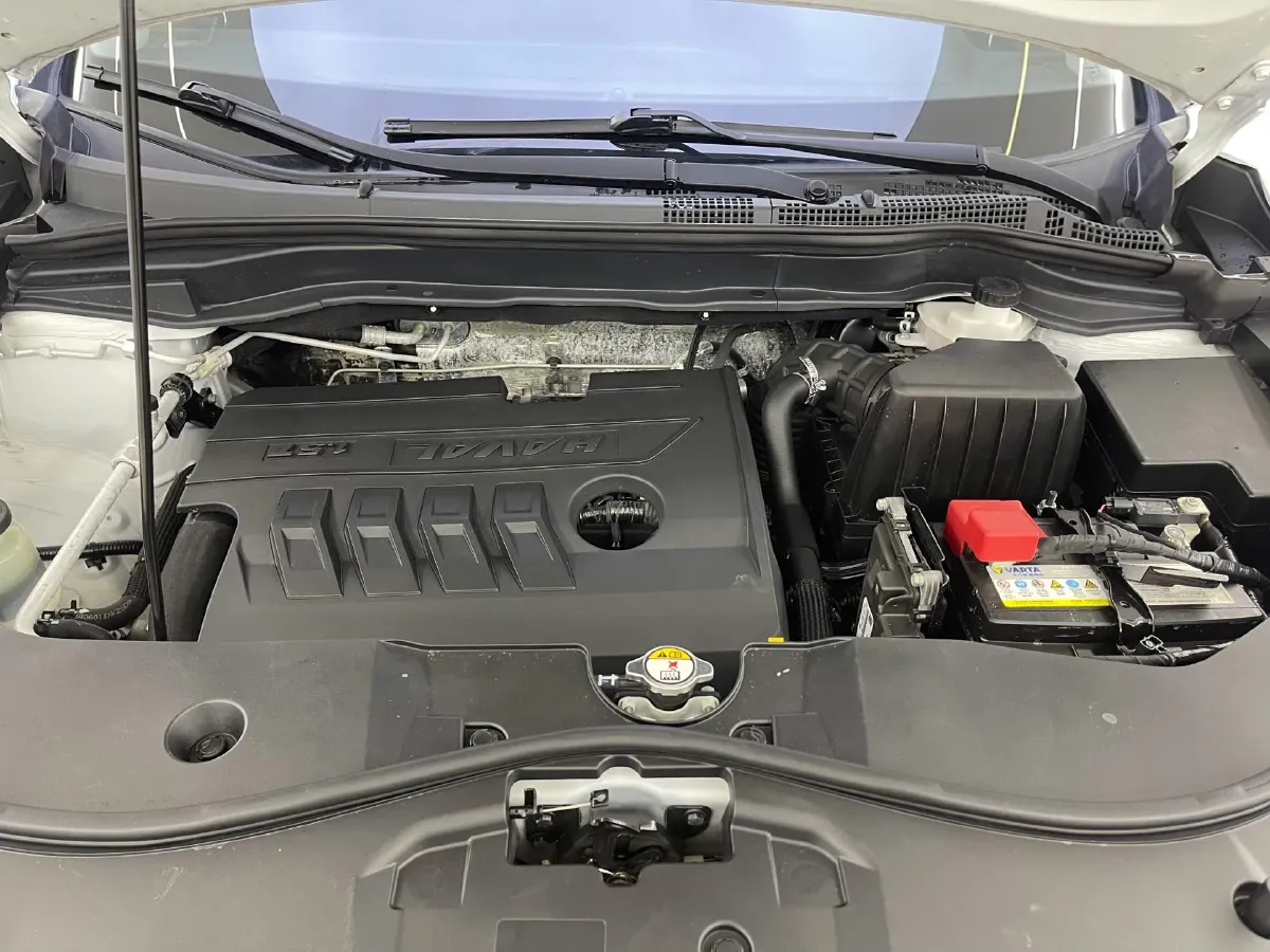 2021 Haval M6 1.5T 150HP L4 7DCT,autocango,china used car exporter,china ev exporter,chinese used car exporter,chinese used ev exporter