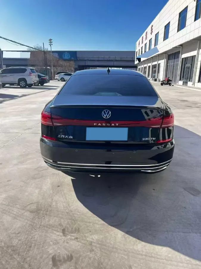 2024 Volkswagen Passat 2.0T 186HP L4 7DCT,autocango,china used car exporter,china ev exporter,chinese used car exporter,chinese used ev exporter
