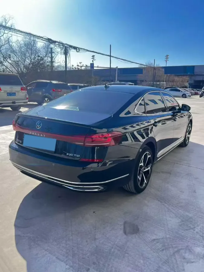 2024 Volkswagen Passat 2.0T 186HP L4 7DCT,autocango,china used car exporter,china ev exporter,chinese used car exporter,chinese used ev exporter