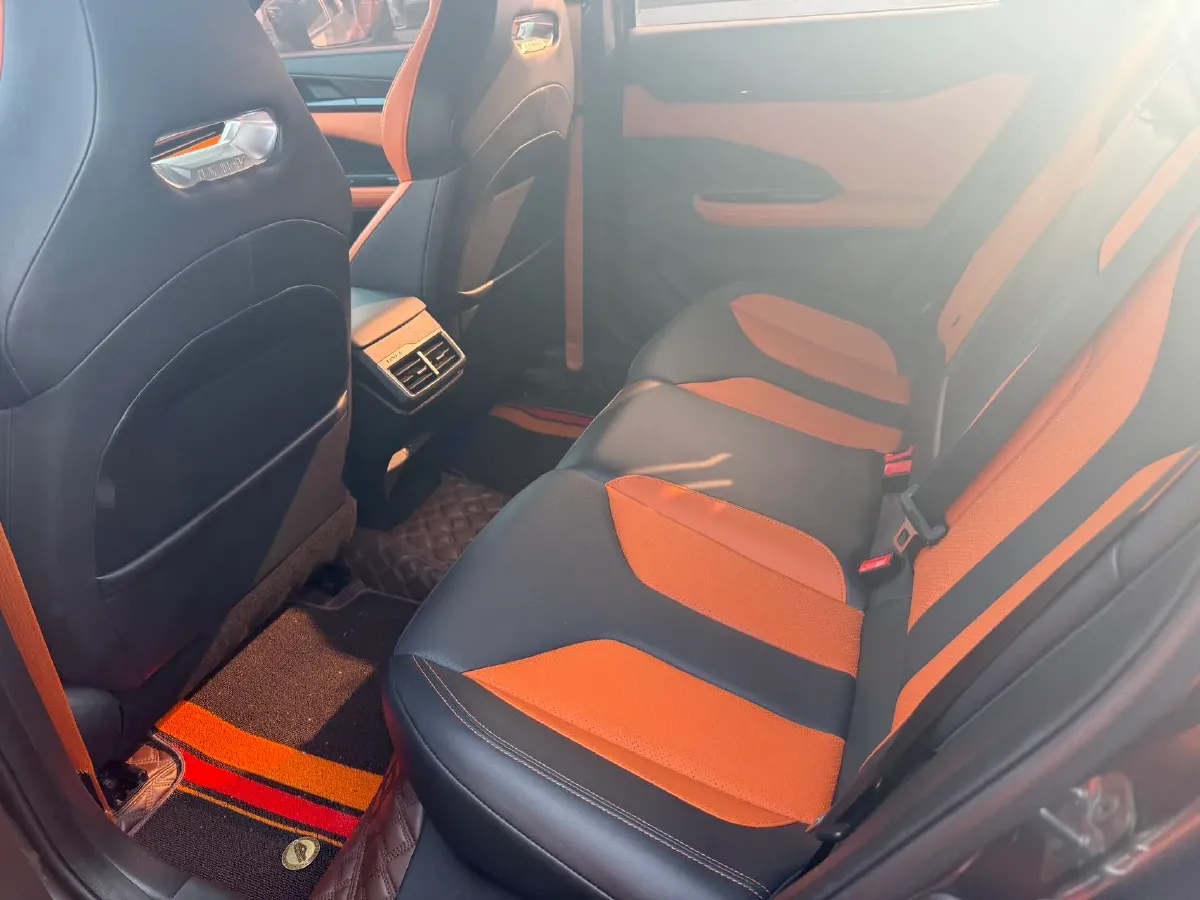 2023 ChangAn UNI-V 1.5T 188HP L4 7DCT,autocango,china used car exporter,china ev exporter,chinese used car exporter,chinese used ev exporter