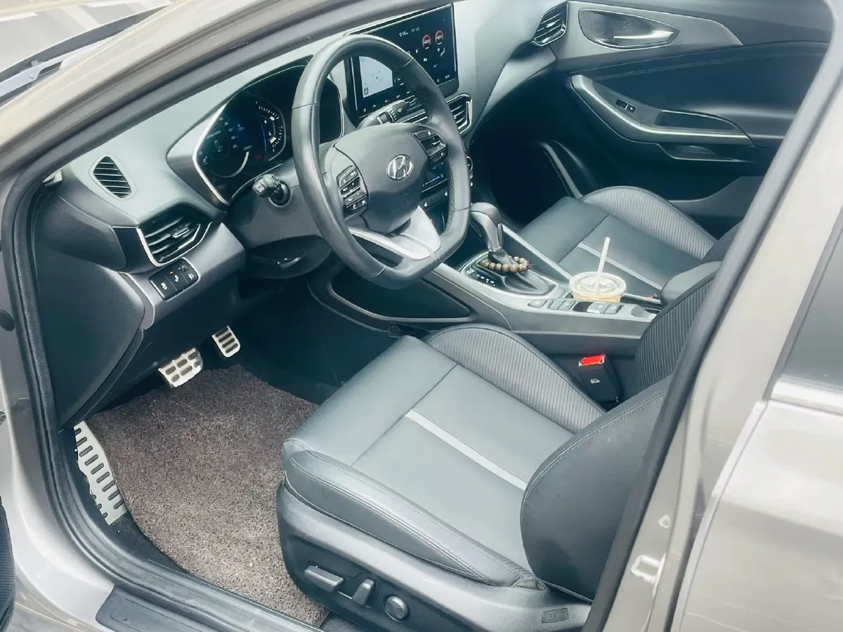 2019 Hyundai La Festa 1.6T 204HP L4 7DCT,autocango,china used car exporter,china ev exporter,chinese used car exporter,chinese used ev exporter