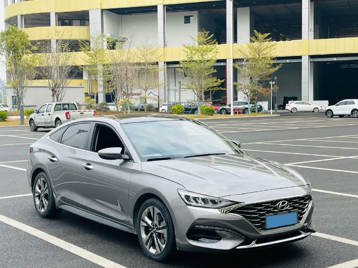 2019 Hyundai La Festa 1.6T 204HP L4 7DCT,autocango,china used car exporter,china ev exporter,chinese used car exporter,chinese used ev exporter