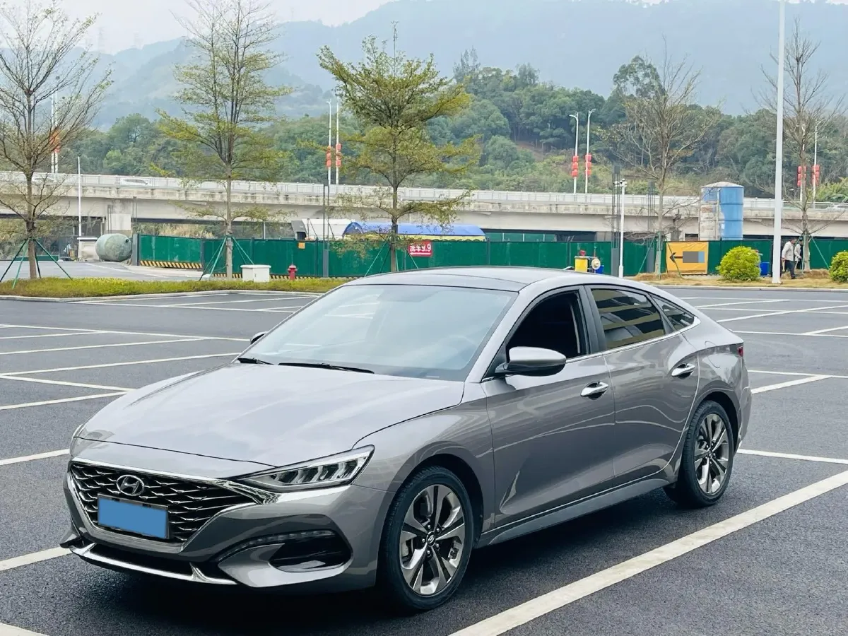 2019 Hyundai La Festa 1.6T 204HP L4 7DCT,autocango,china used car exporter,china ev exporter,chinese used car exporter,chinese used ev exporter