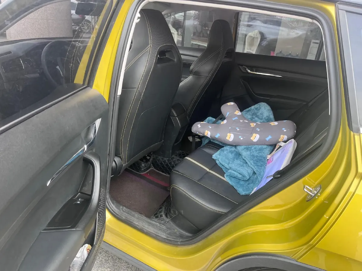 2020 Skoda Kamiq 1.5L 112HP L4 6AT,autocango,china used car exporter,china ev exporter,chinese used car exporter,chinese used ev exporter